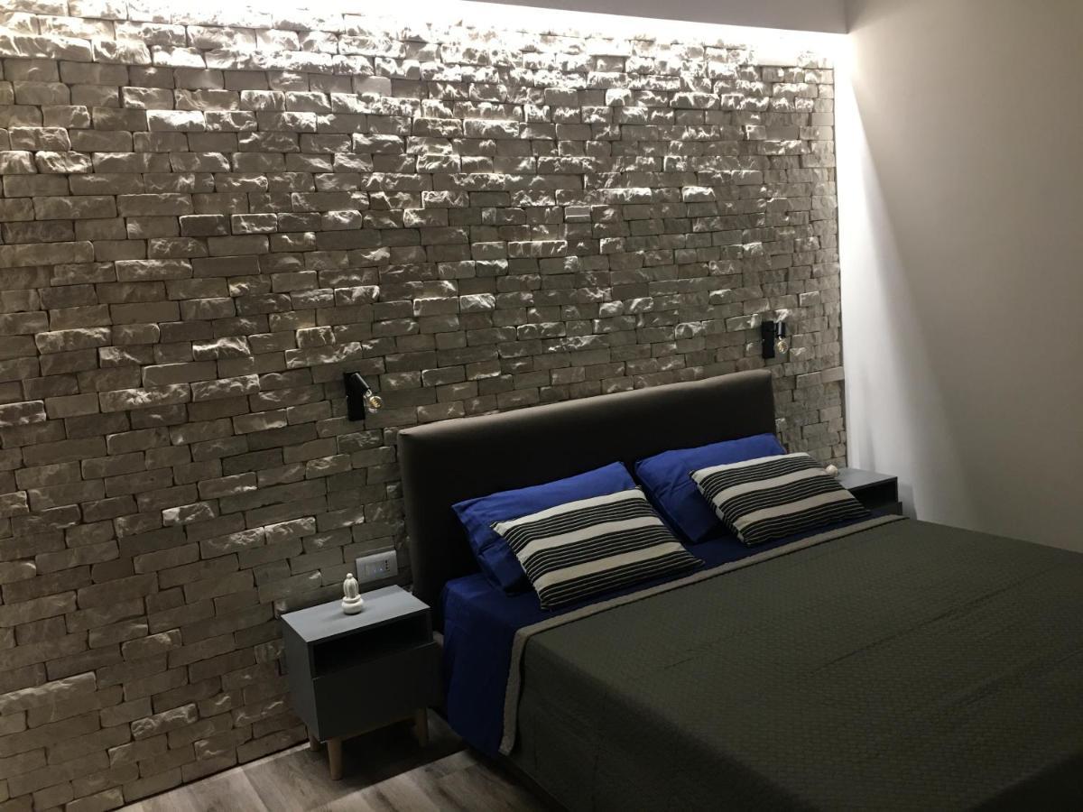 Appartamento Loft27 Taranto Esterno foto