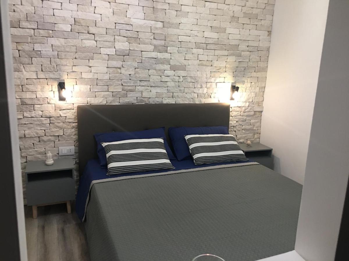 Appartamento Loft27 Taranto Esterno foto