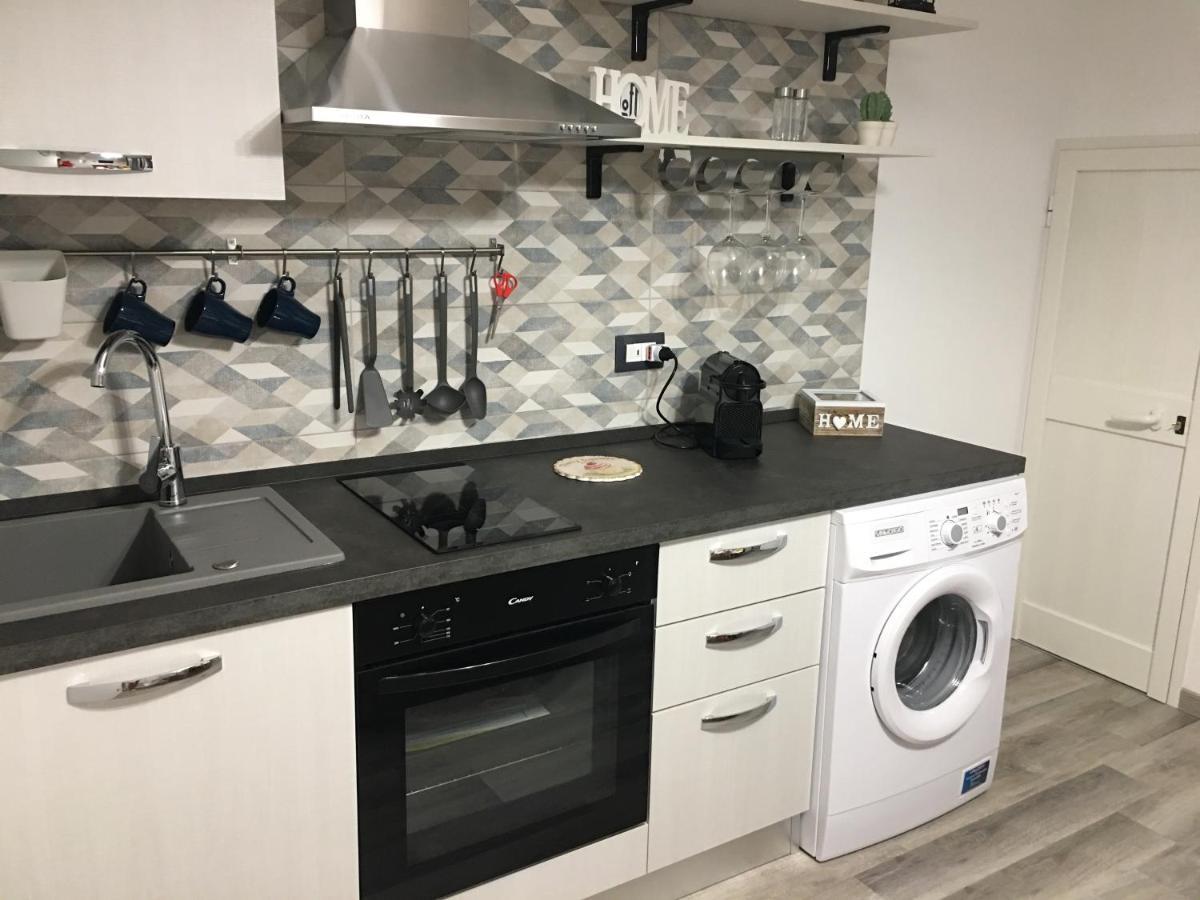 Appartamento Loft27 Taranto Esterno foto